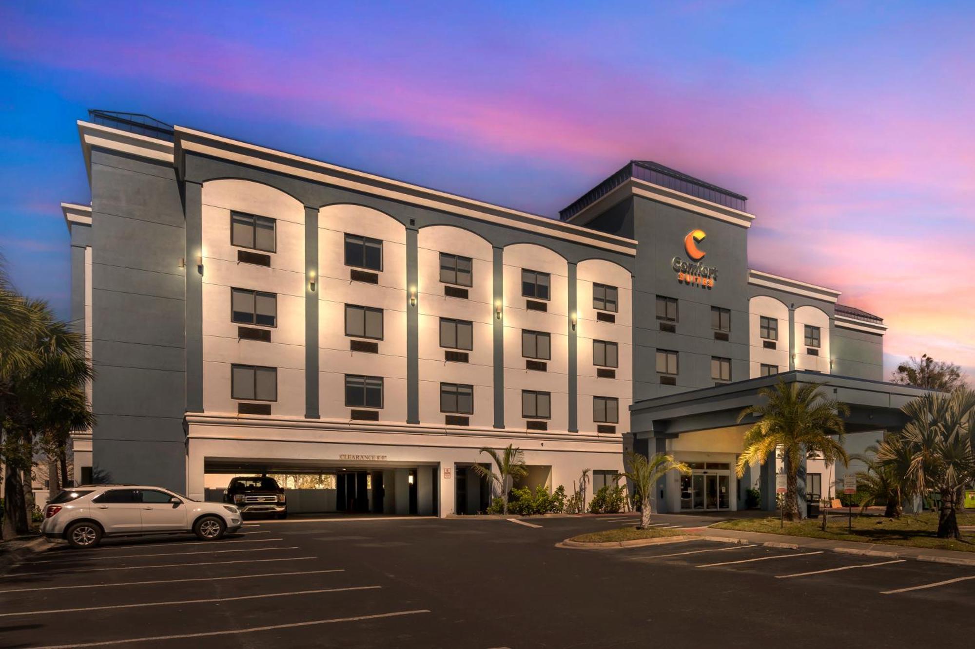 Comfort Suites West Jacksonville Exterior photo